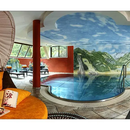 Kristall - Adults Only 4*