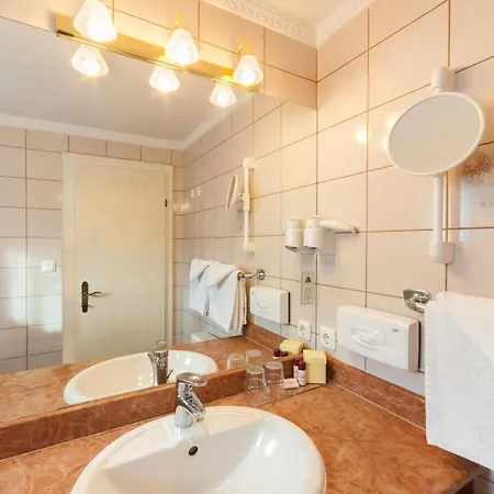 Kristall - Adults Only Hotel