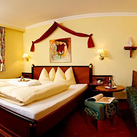 Hotel Kristall - Adults Only 4*