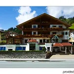 Kristall - Adults Only Hotel