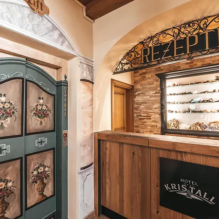 호텔 Kristall - Adults Only 4*