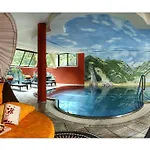 Kristall - Adults Only 4*